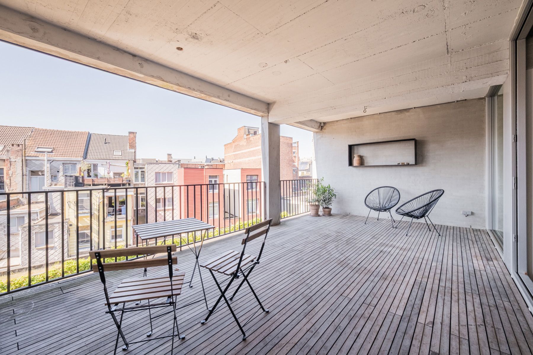 Loft met 2 slaapkamers en mega terras in Zurenborg foto 8