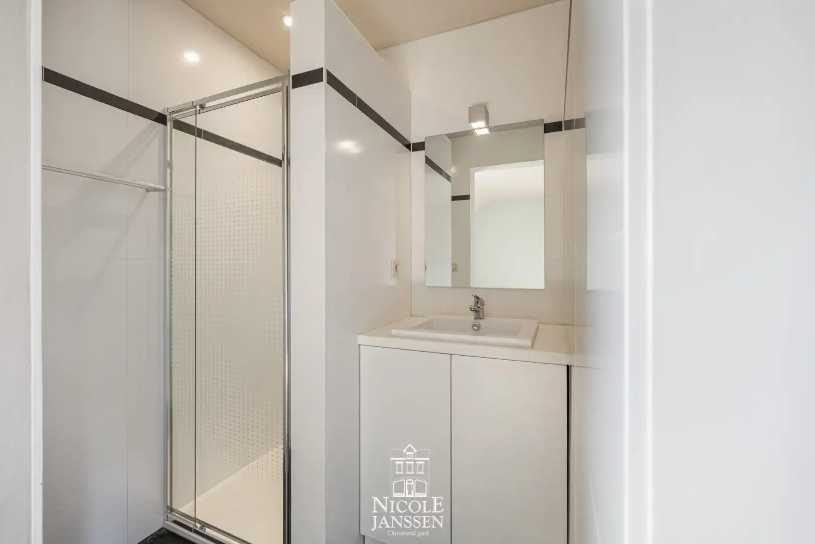 Energiezuinige villa met vijf slaapkamers in een rustige, groene omgeving  foto 29