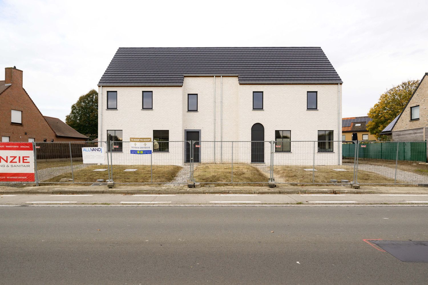 Nieuwbouwwoning te Meulebeke. foto {{pictureIndex}}