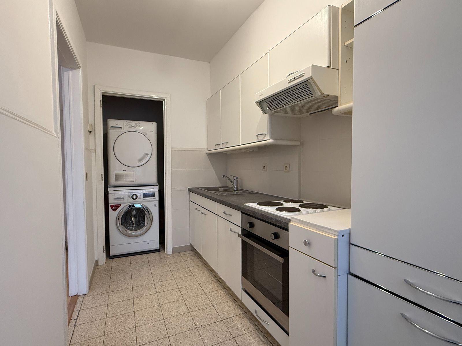 Appartement met twee slaapkamers in het hart van Drogenbos foto 4