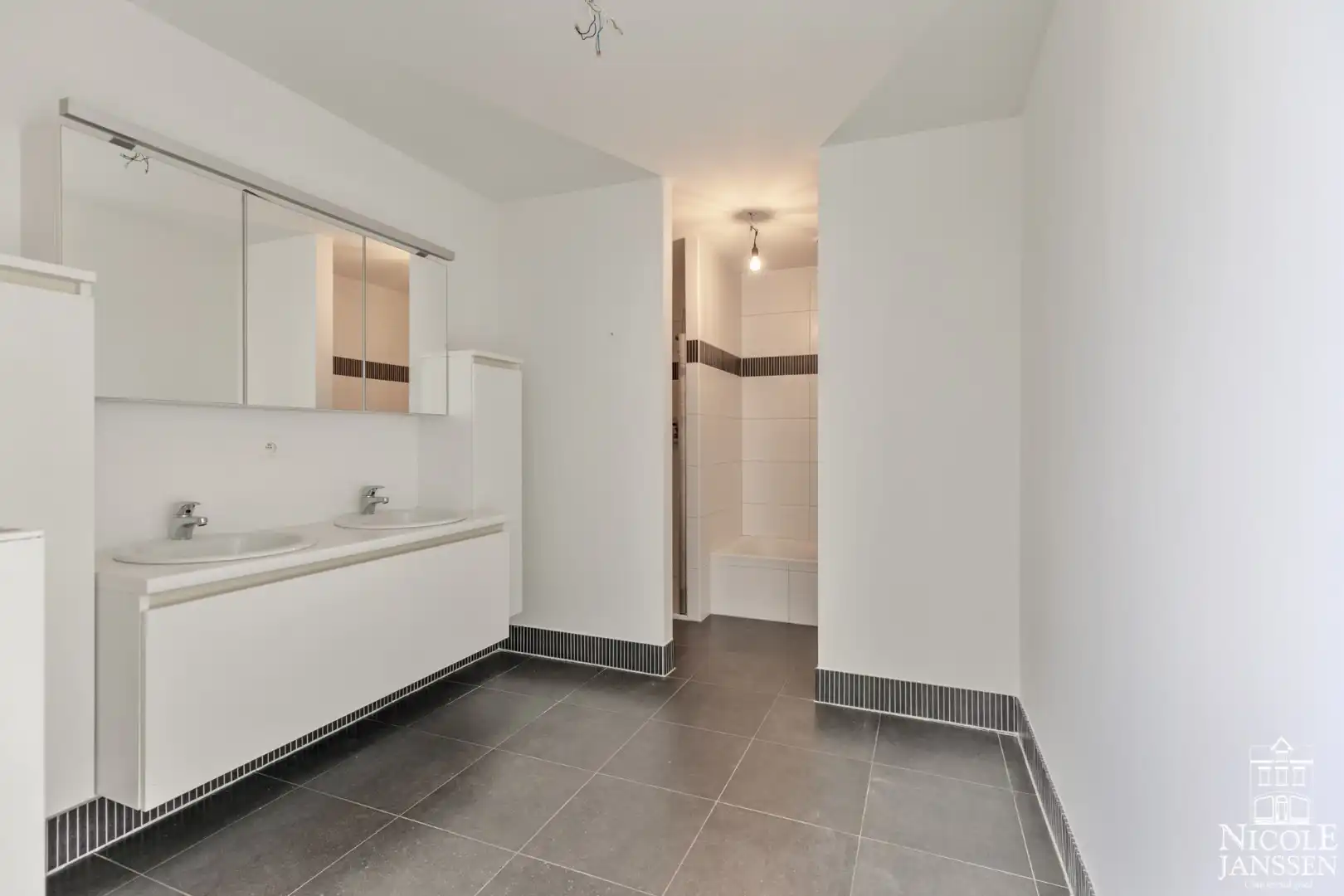 Luxe penthouse op de vierde verdieping met ruime terrassen foto 24