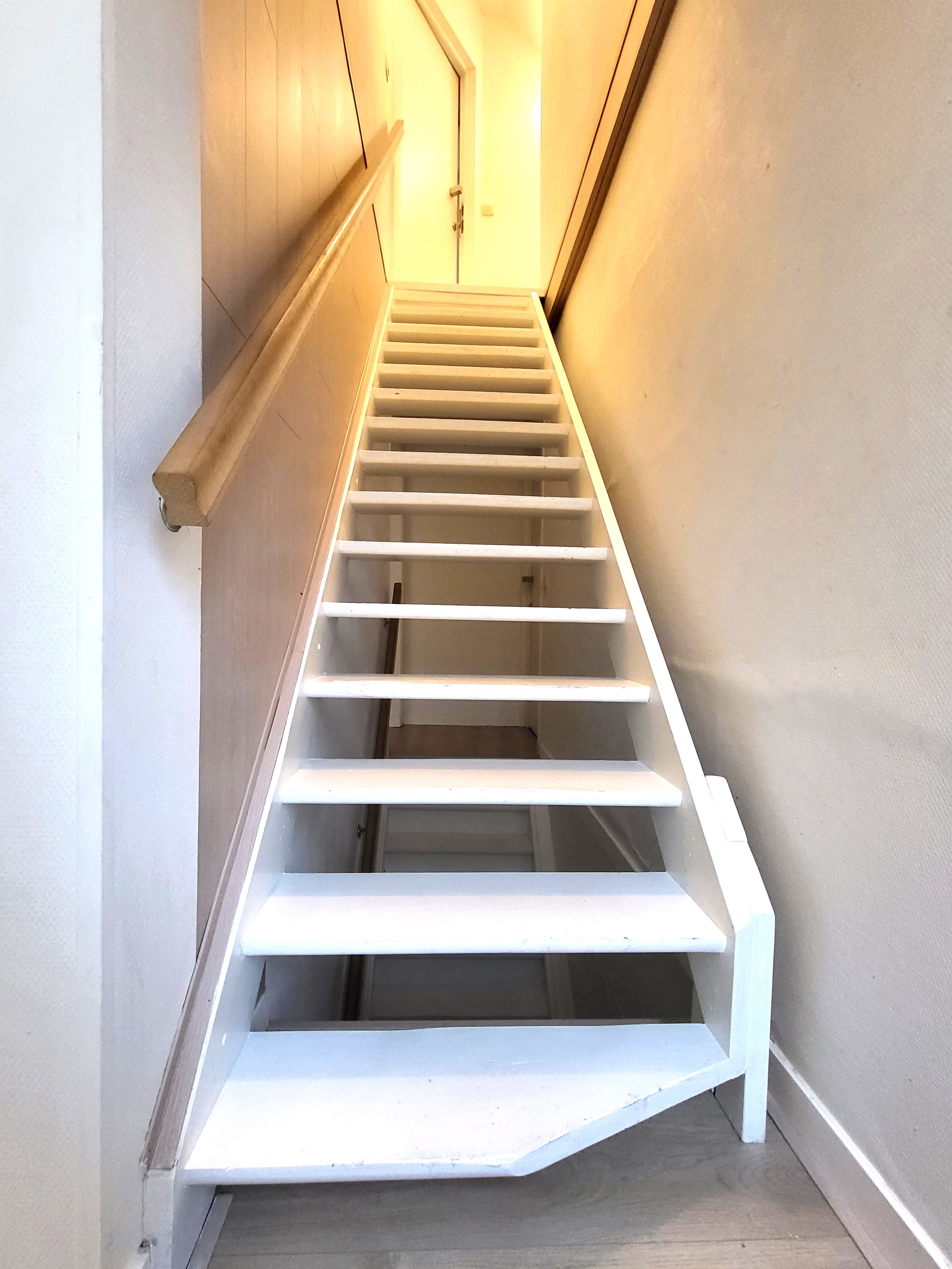 Prachtig appartement van 75m² met staanplaats, gelegen op de 2de verdieping.  foto 2