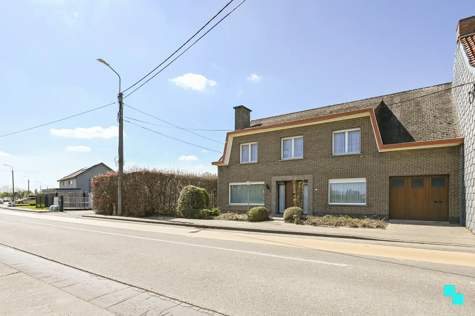 Zeer ruime te renoveren woning met vijf slaapkamers te Bosmolens foto 29