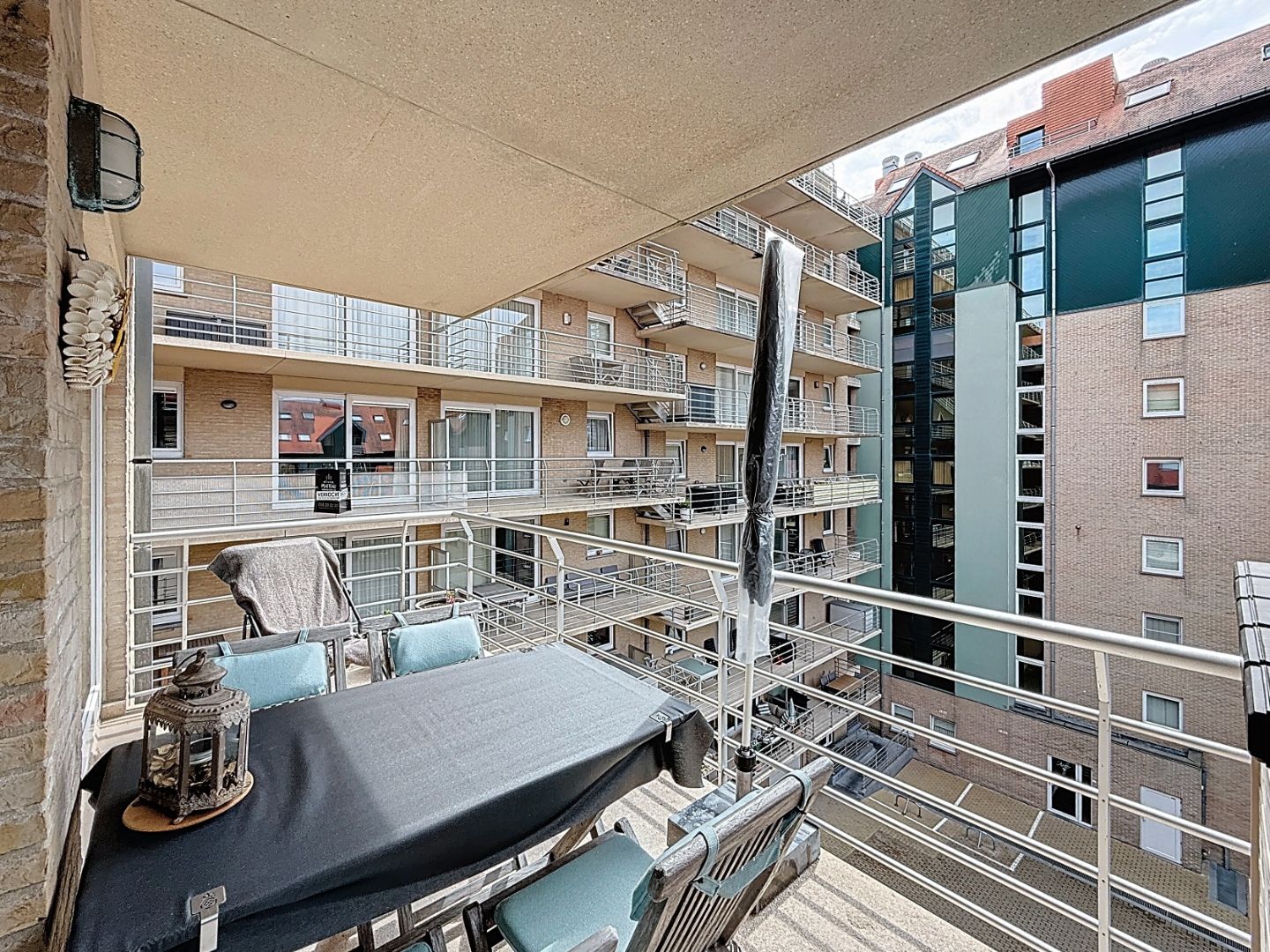 Gemeubeld appartement met terras nabij het strand te Nieuwpoort foto 11