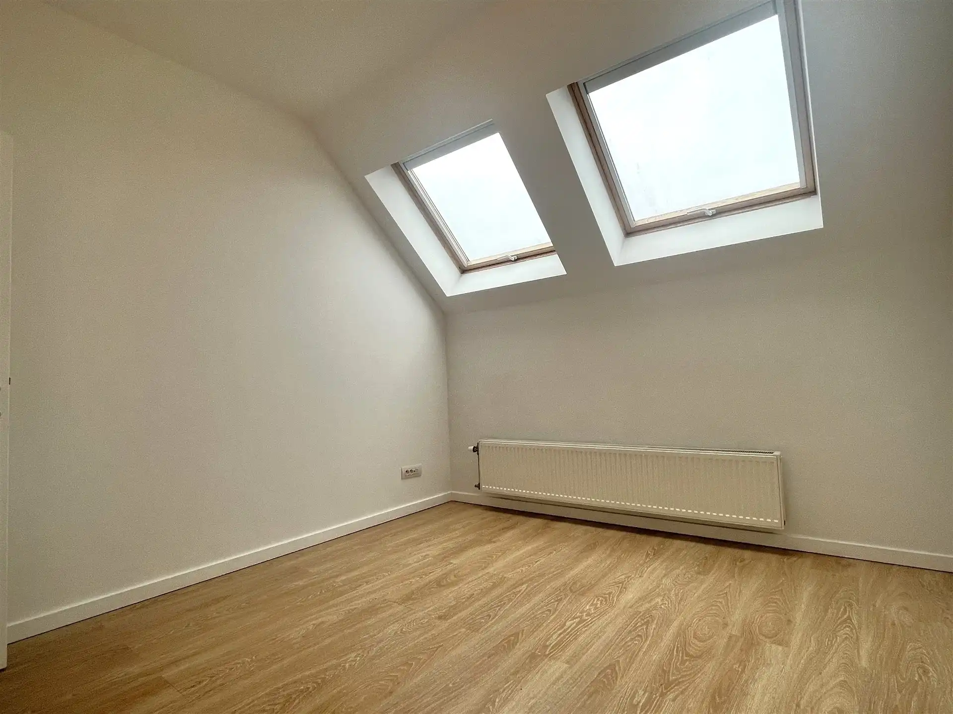 Lichtrijk appartement op toplocatie in Deurne! foto 6