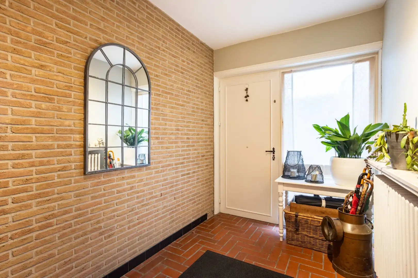 Super toffe instapklare woning met prachtige zonnige verzichten foto 8
