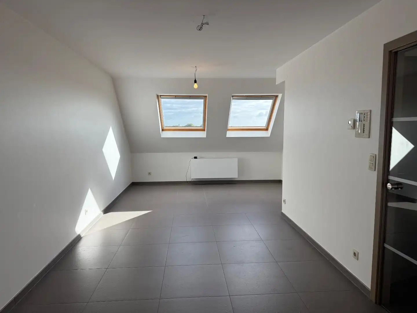 Instapklaar appartement met garage op centrale ligging te Bredene. foto 2