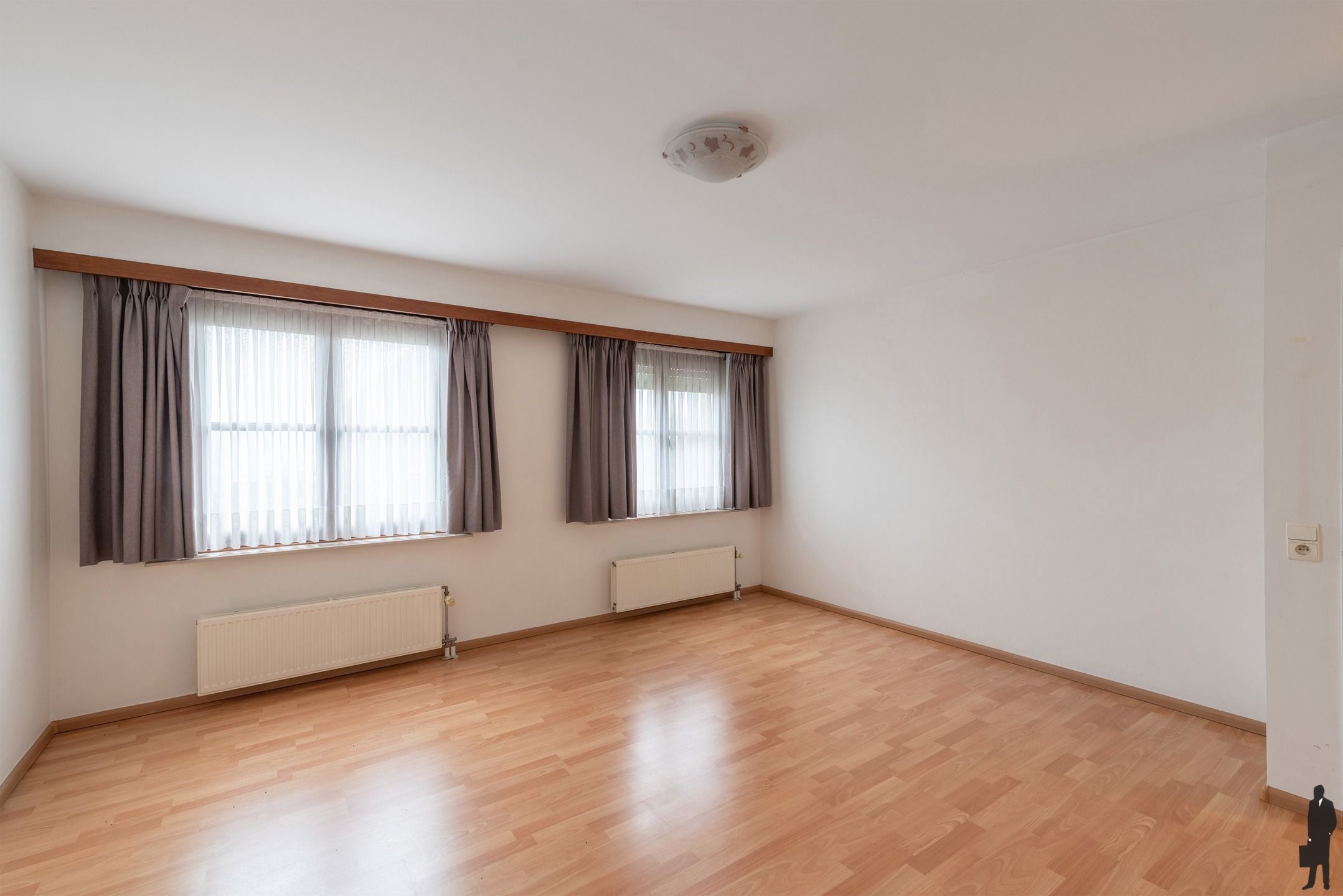 NIEUWE VOORWAARDEN: Ruim 2 slpk. appartement op wandelafstand van het centrum van Hoogstraten!  foto 12
