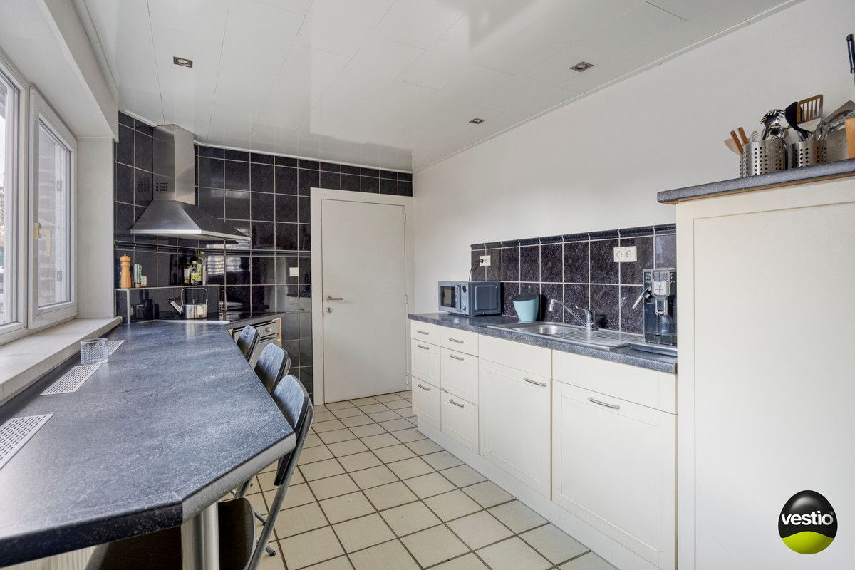 HOEVEWONING OP 26A85CA IN STADSRAND BILZEN. foto 9