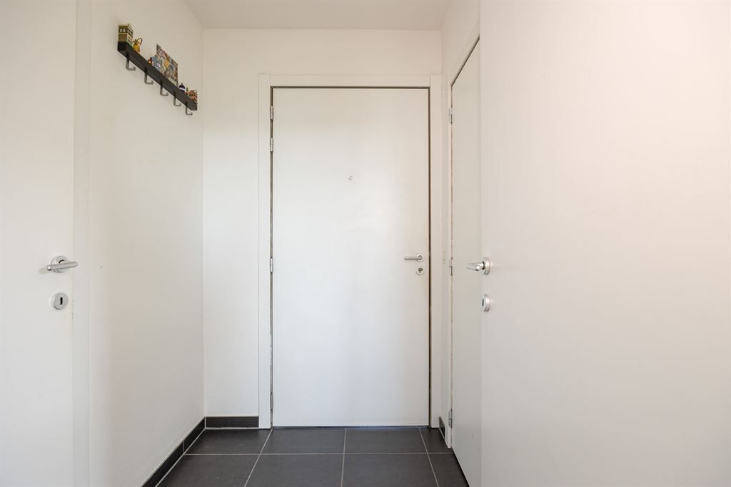 Recent appartement met terras en binnentuin foto 11