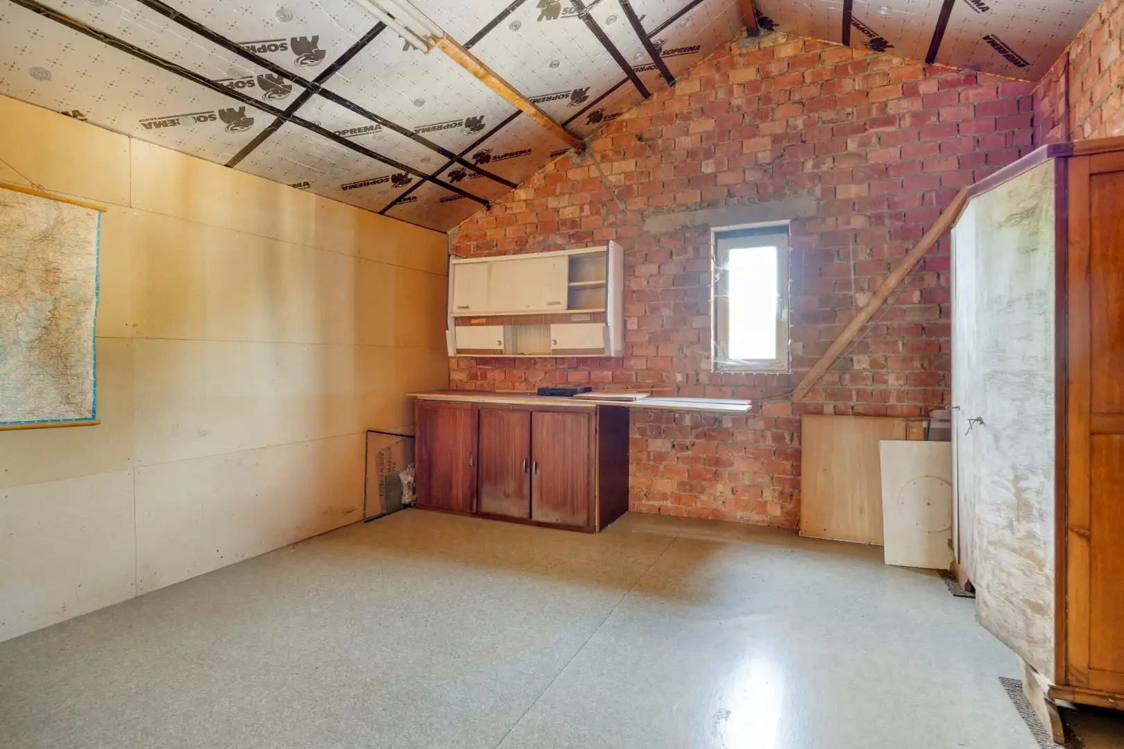 Goed onderhouden ruim ingedeelde woning met 3 slpks + zolder foto 22