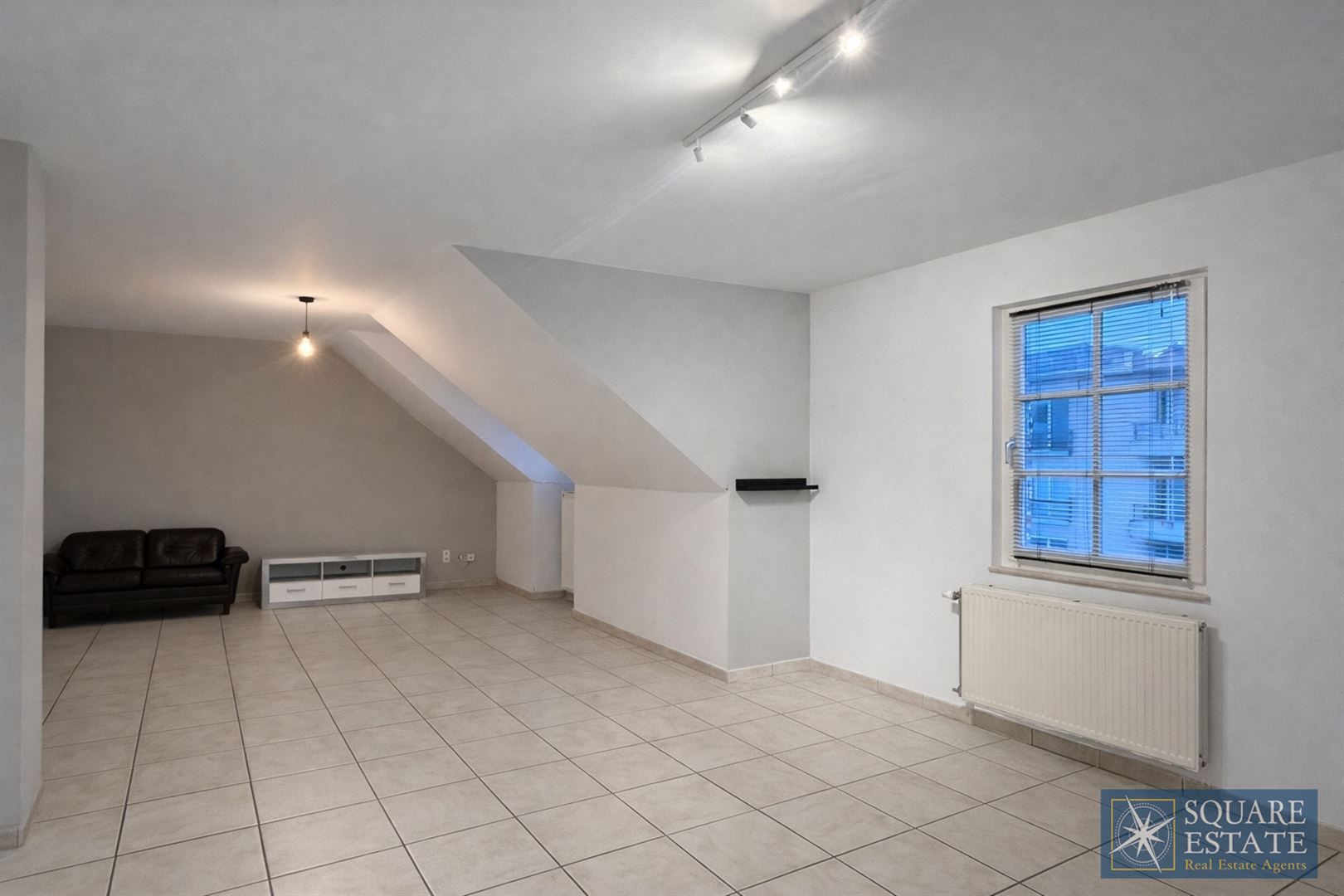 Prachtige duplex met 2 slaapkamers  foto 2