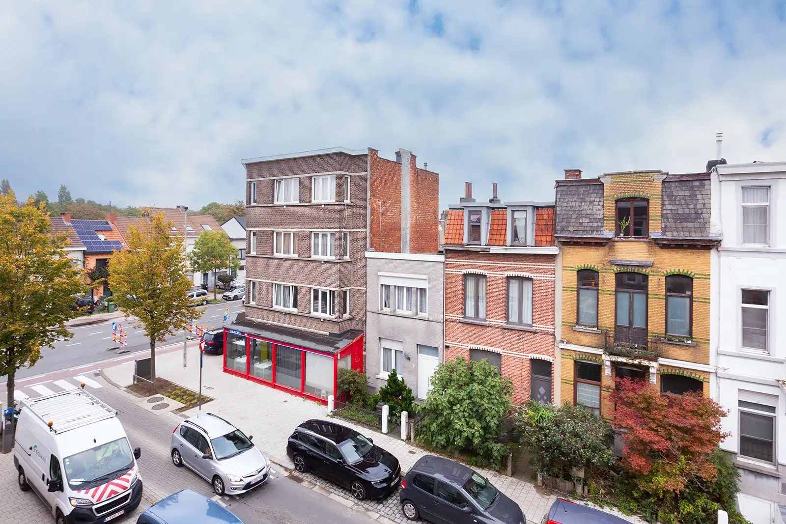 Te renoveren woning met 5 slpk, 2 badk en koer in Deurne-Zuid foto 25
