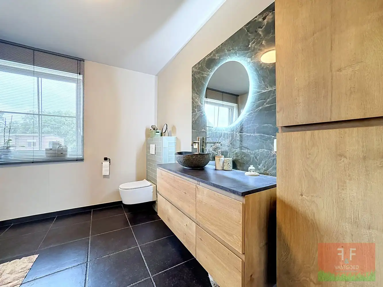 Moderne gezinswoning met 3 slaapkamers, zonneterras en grote tuin te Vlierzele - Instapklaar, gebouwd in 2022! foto 21