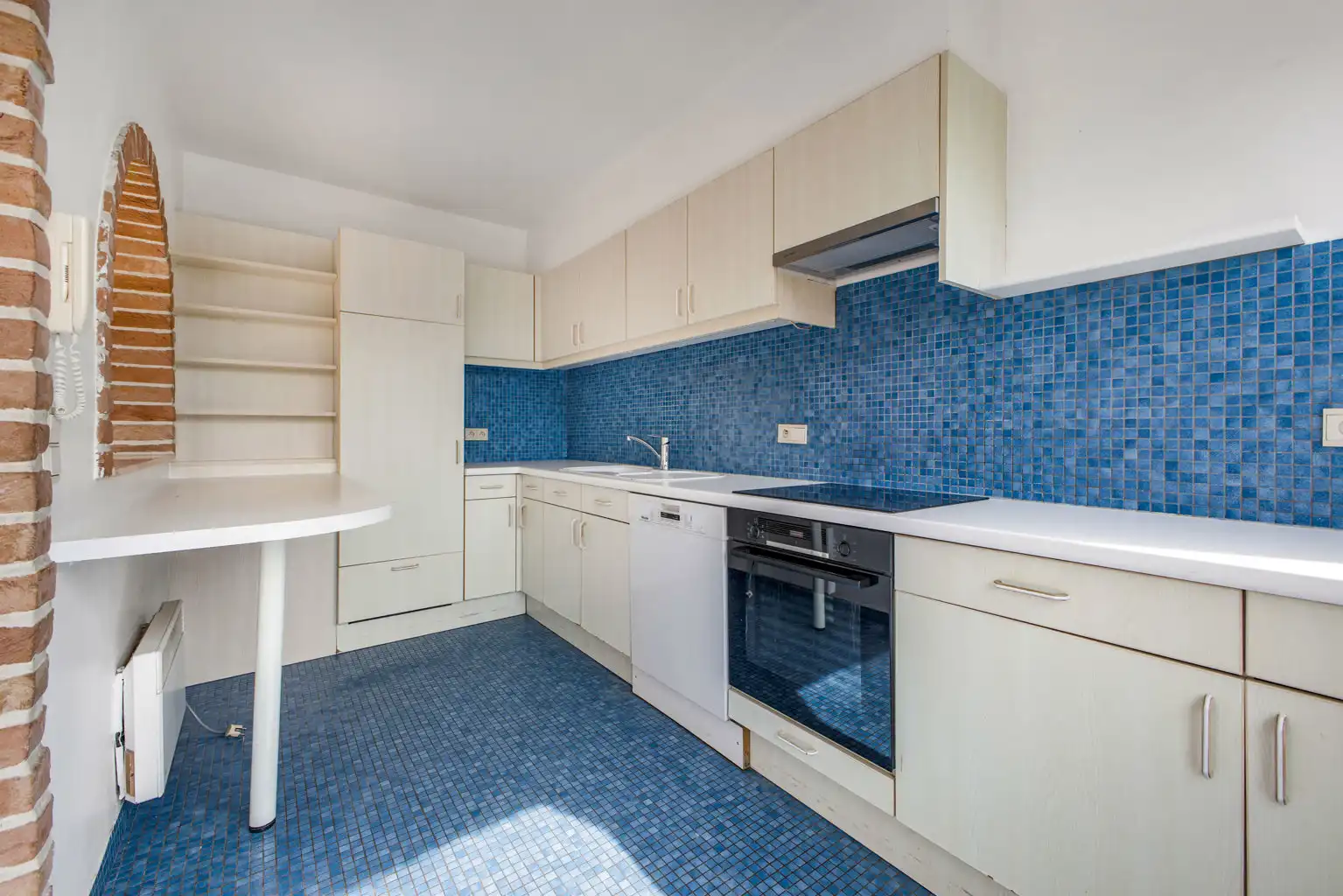 Appartement met 3 slpks, bureel, terras, kelder en garage foto 5