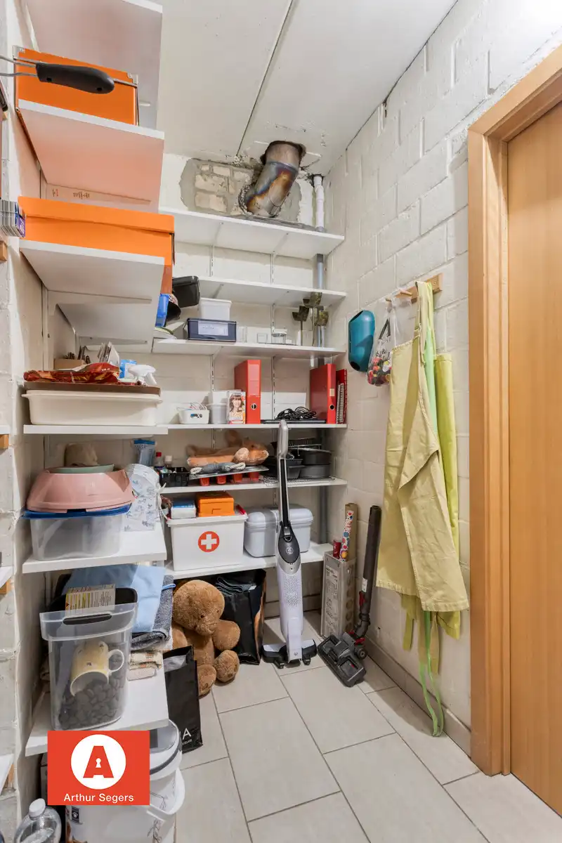 Open bebouwing in een doodlopende straat. foto 11