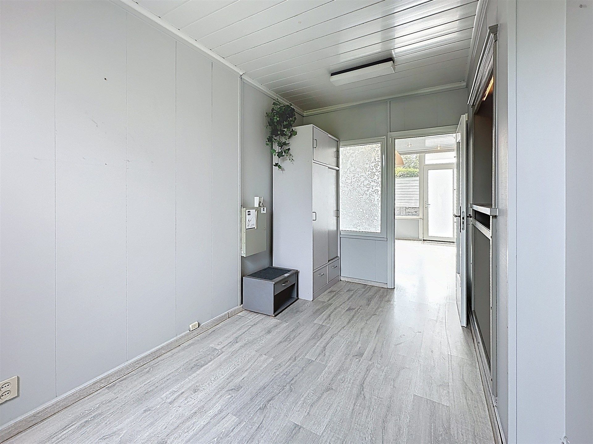 Charmante ruime woning met 4 slaapkamers en bijgebouw (40m²) op perceel van 290m² foto 13