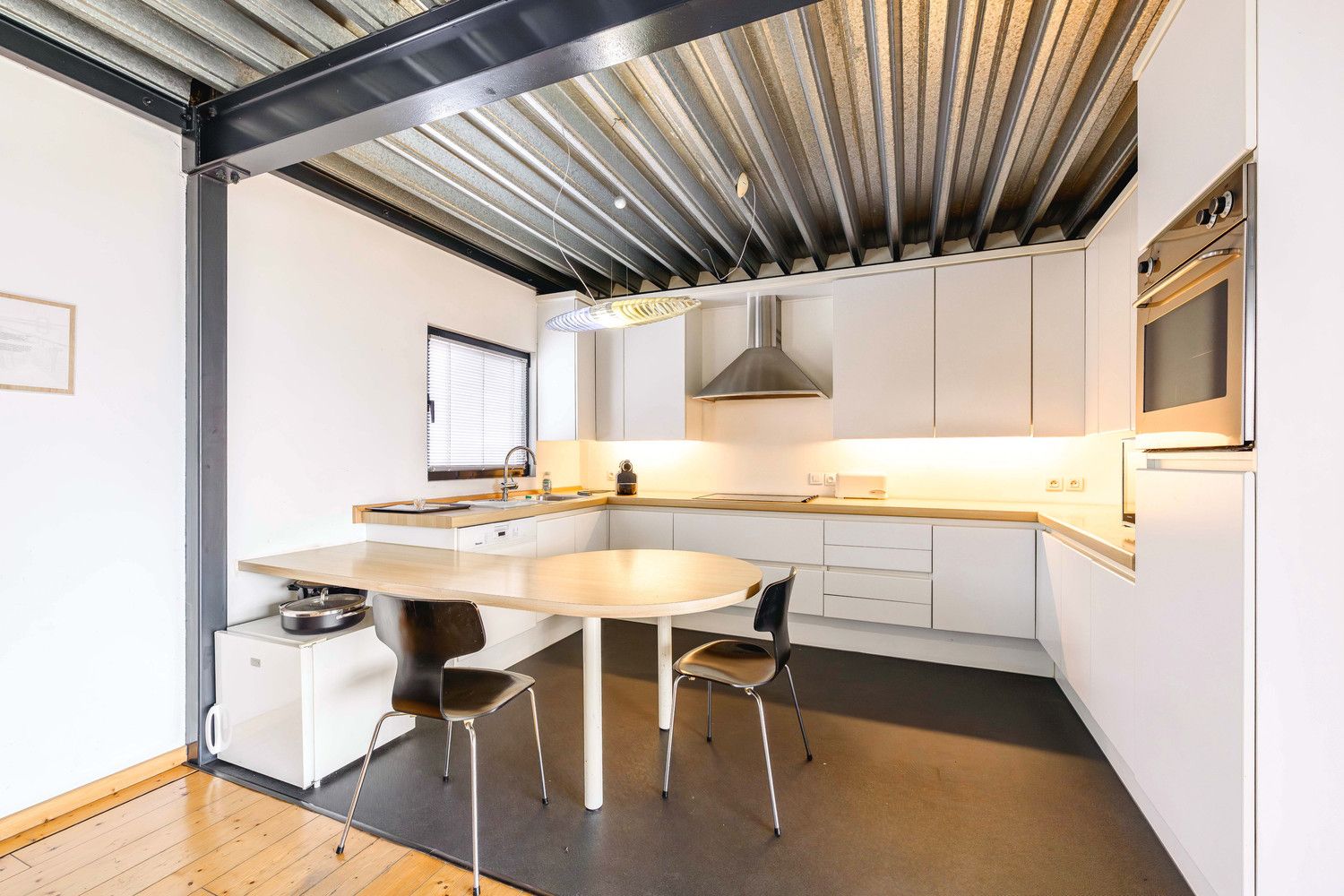 Woning dichtbij het centrum van Meulebeke. foto 10