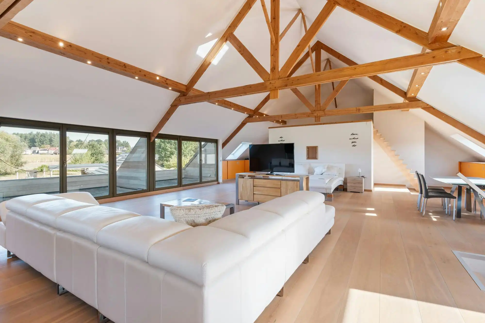 Ruime villa met tuin & 2 garages, ideaal als kangoeroewoning foto 35