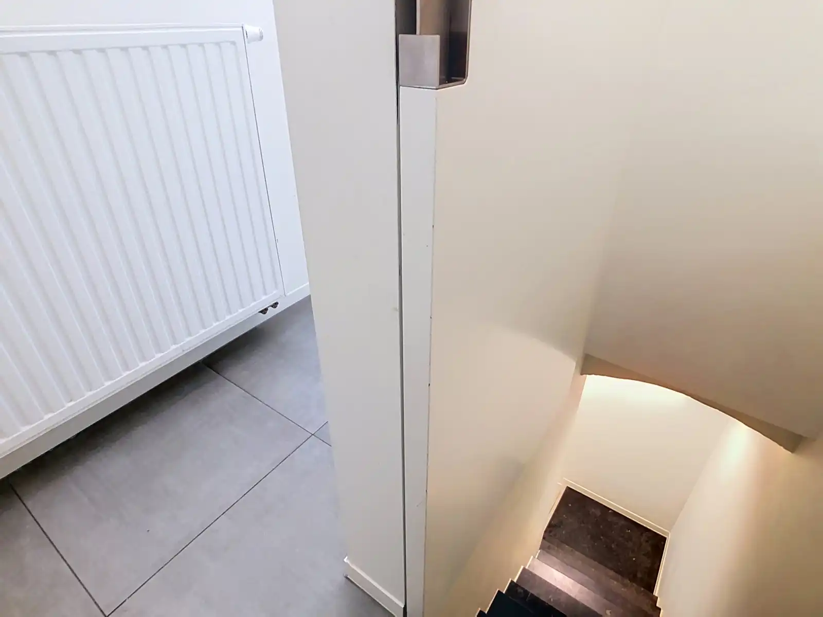 Gelijkvloerse zaak - gewezen dokterskabinet foto 21