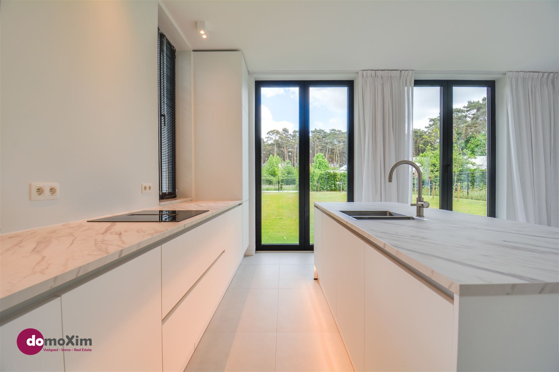 Unieke nieuwbouw villa gelegen op een rustige locatie in Bonheiden foto 15