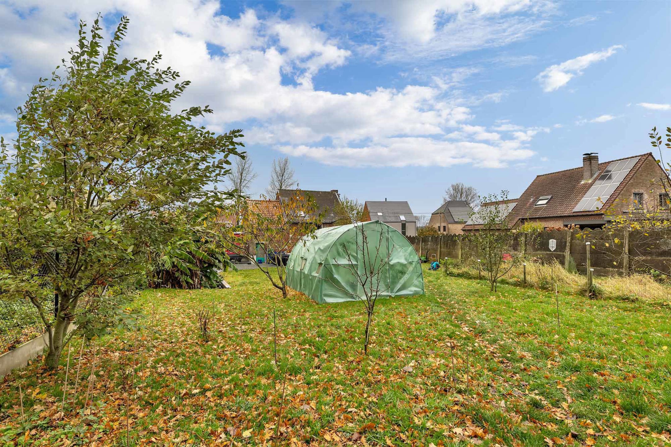 Projectgrond of totale renovatie met idyllisch uitzicht foto 22