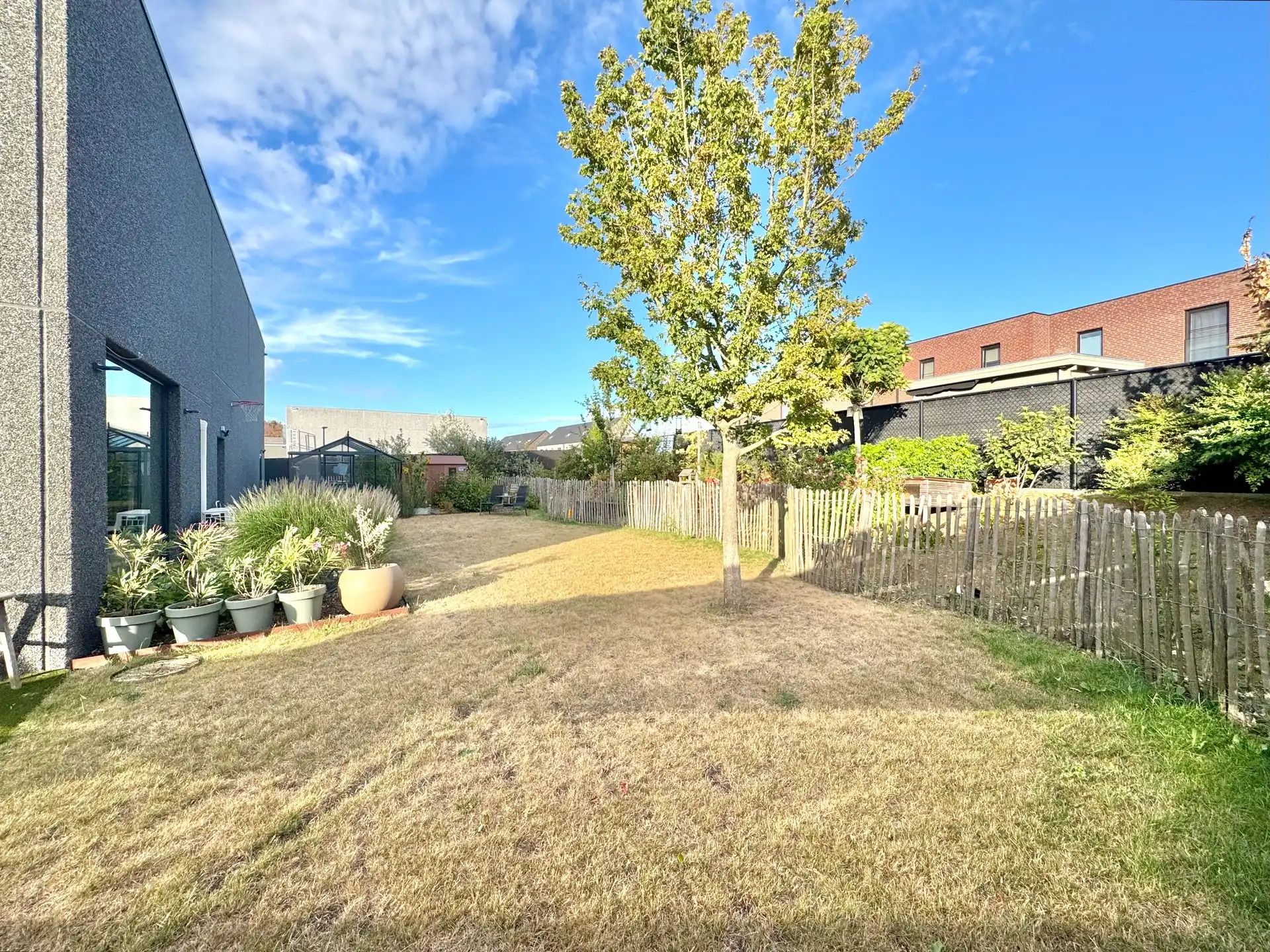 MAGAZIJN MET WOONST foto 42