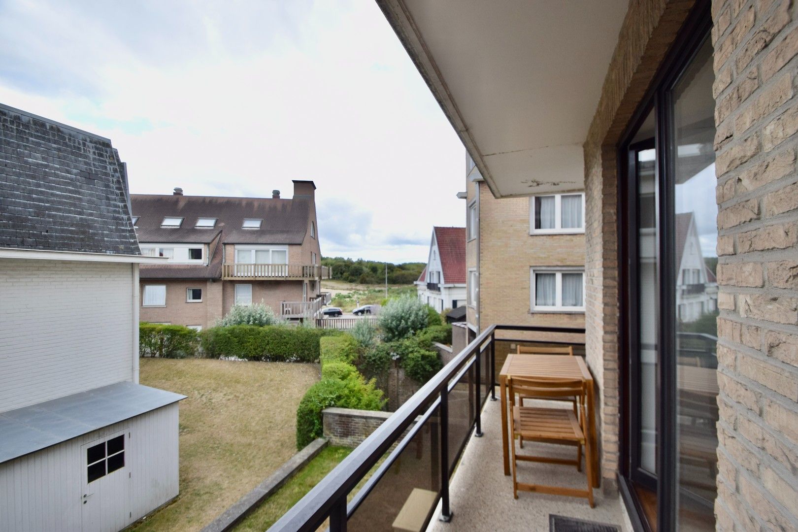 Gerenoveerd appartement met 3 slaapkamers in Duinbergen, vlakbij het strand. foto 11