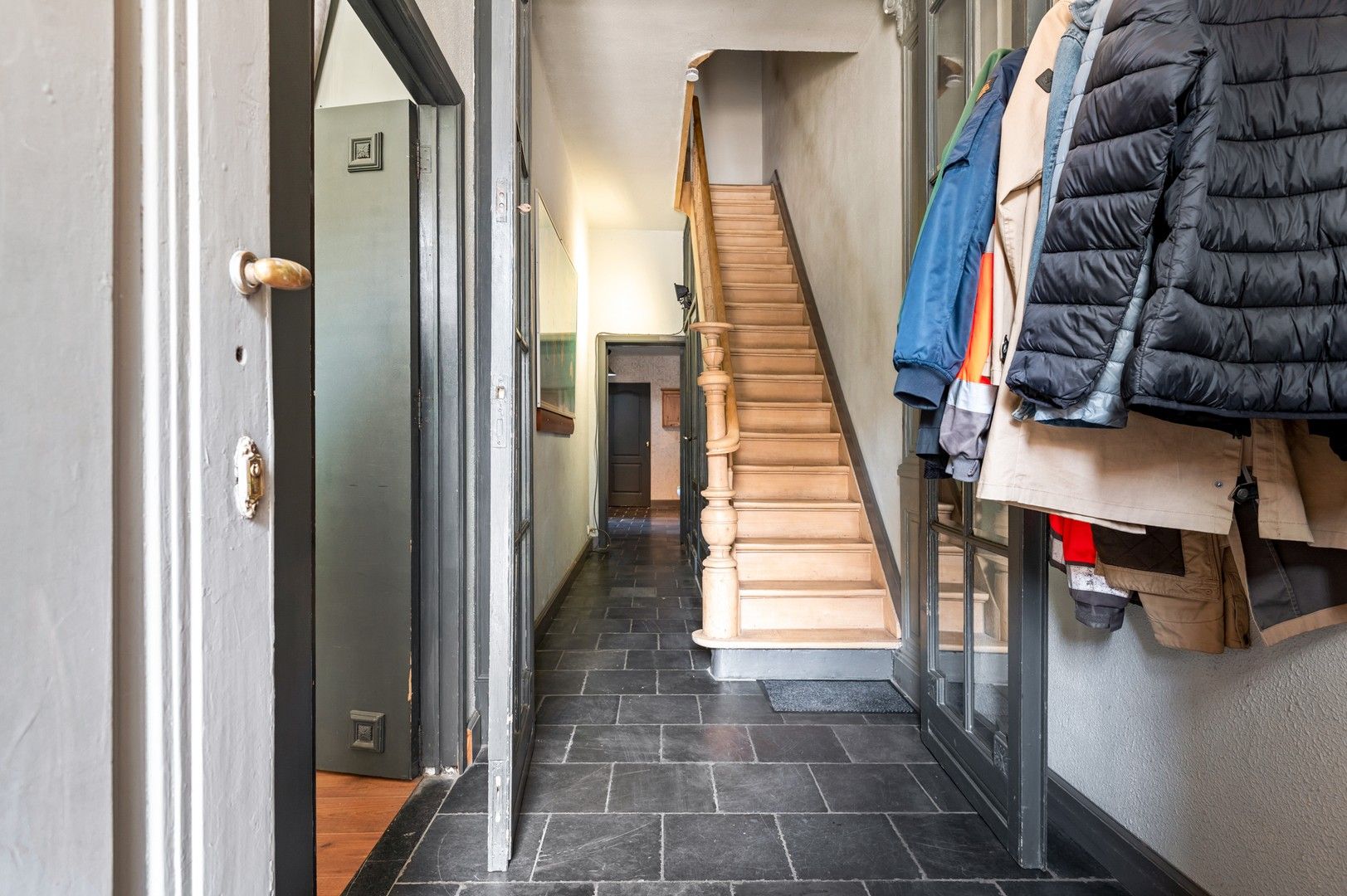 Charmante, lichte woning met heerlijk terras op toplocatie! foto 17