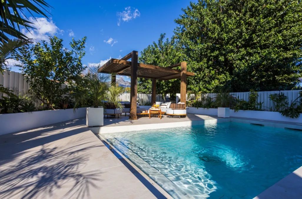 Prachtige moderne villa in het hart van Nueva Andalucía met uitzicht op de bergen foto 23