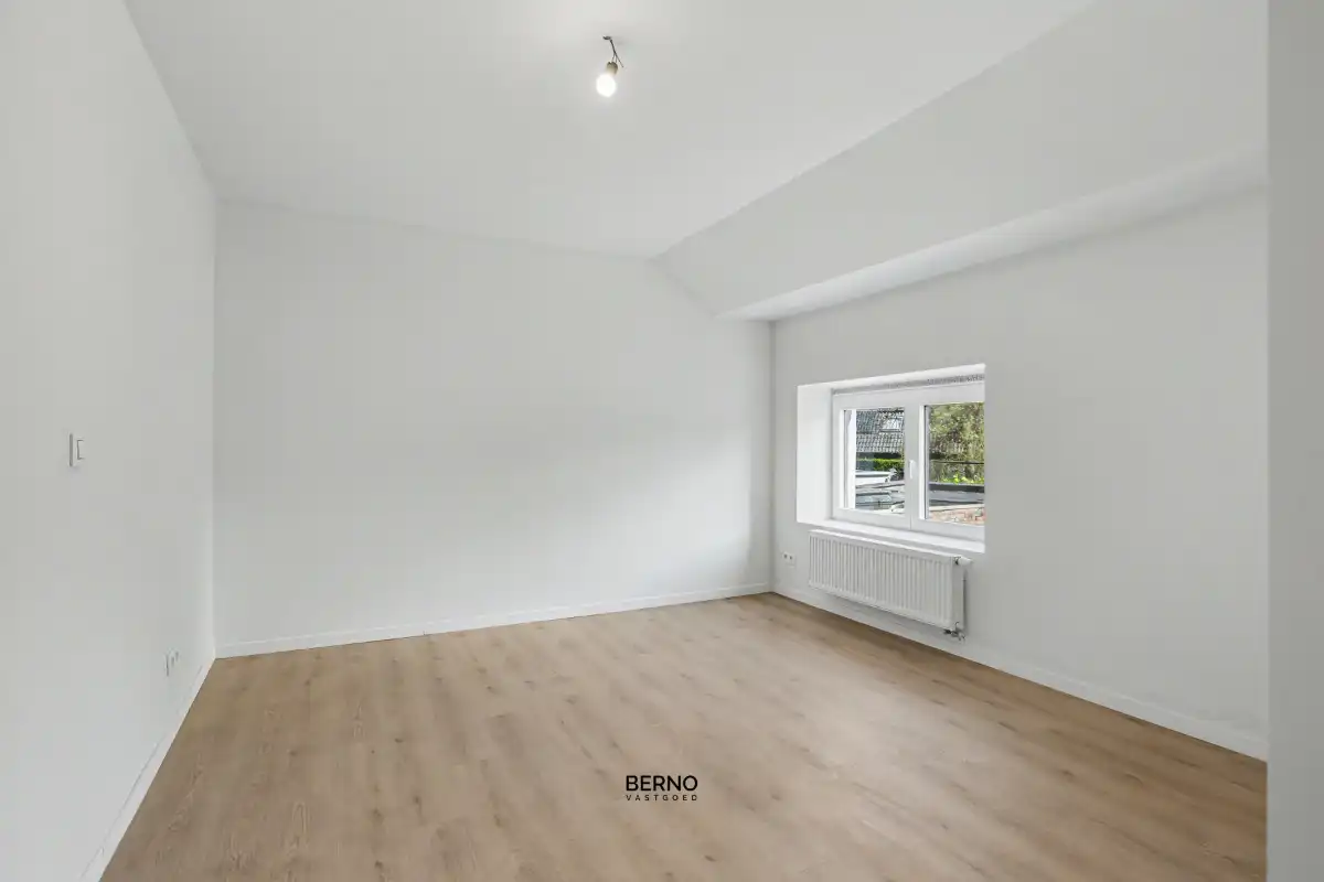 Instapklare en energiezuinige gerenoveerde woning. foto 17