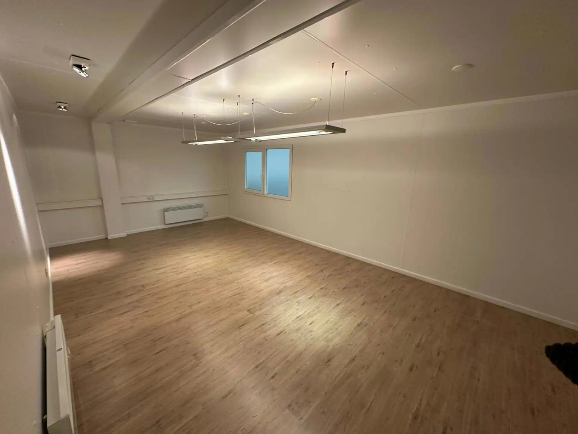 Commerciële ruimte te huur foto 7