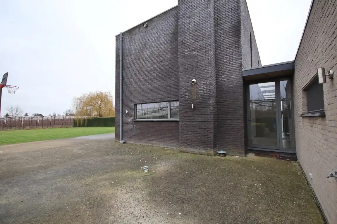 Moderne villa aan de stadsrand van Sint-Truiden foto 43
