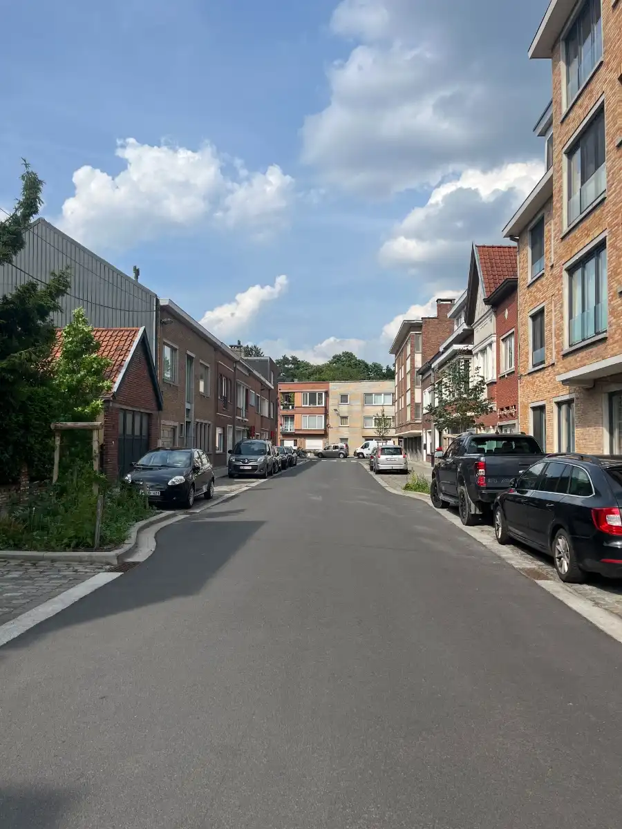 Afgesloten garages te koop foto 13