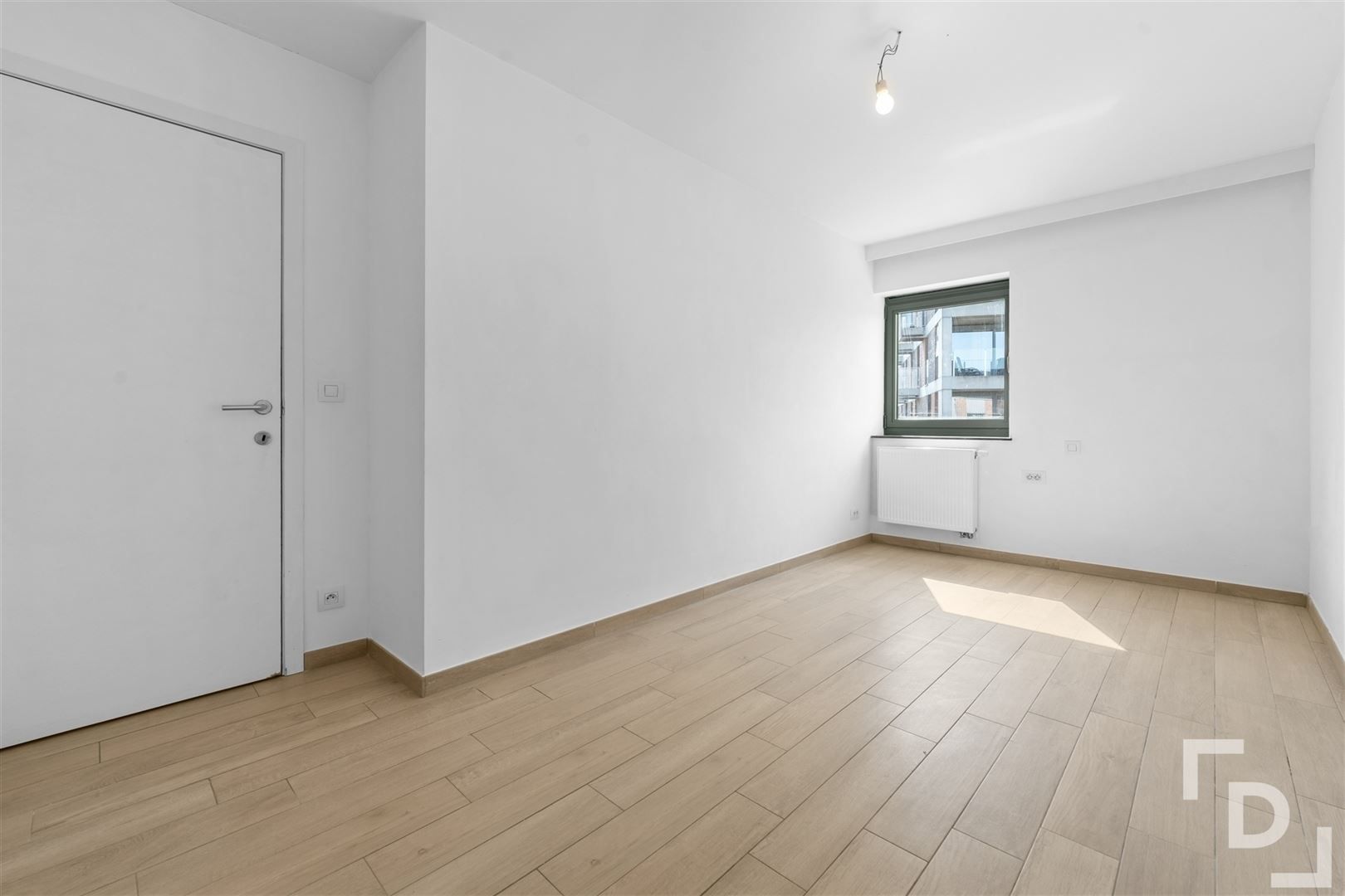 Energiezuinige gezinswoning te koop in Ieper nabij het station. foto 12