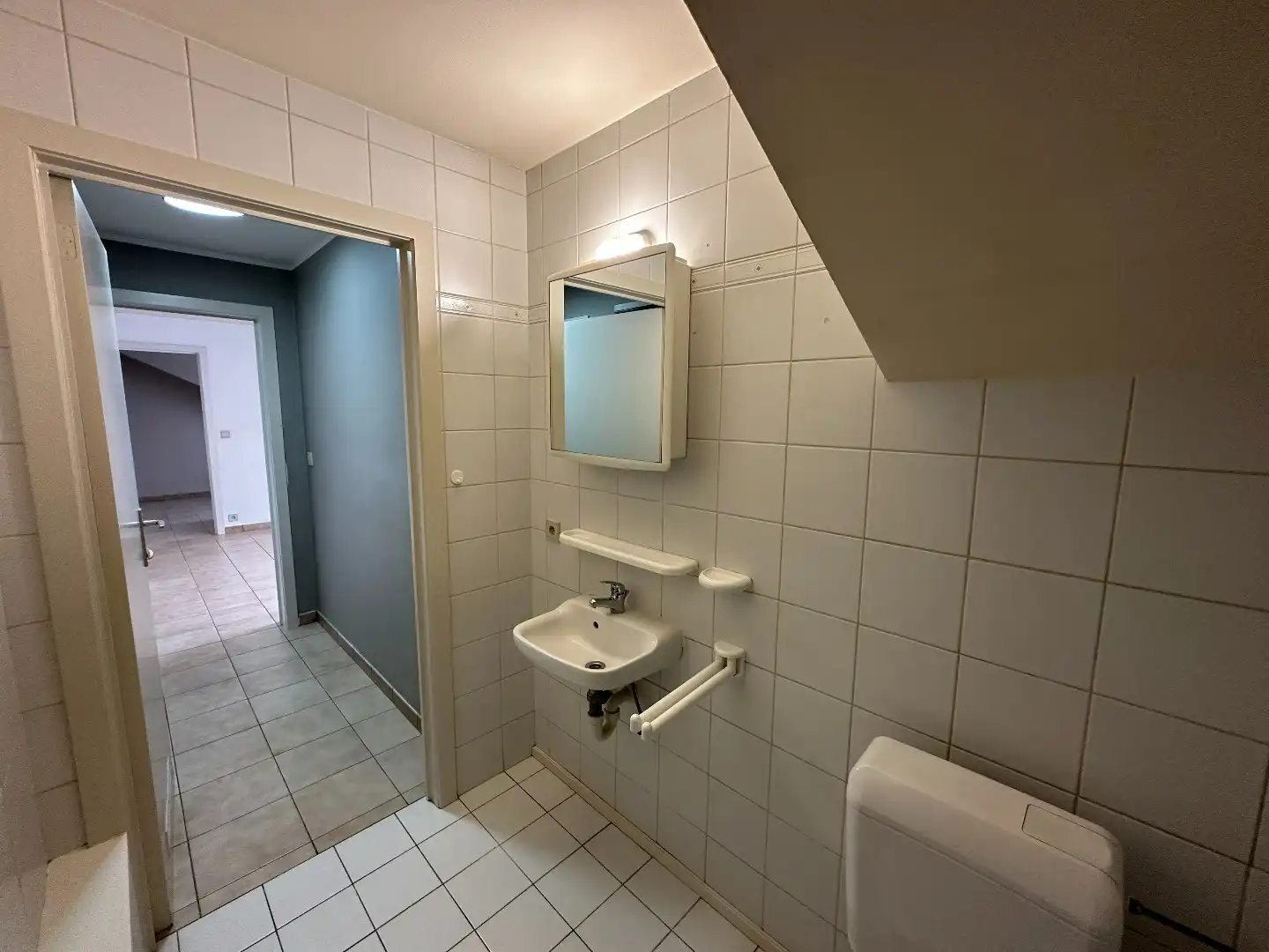 Centraal gelegen 1-slaapkamer appartement, Torhout foto 10