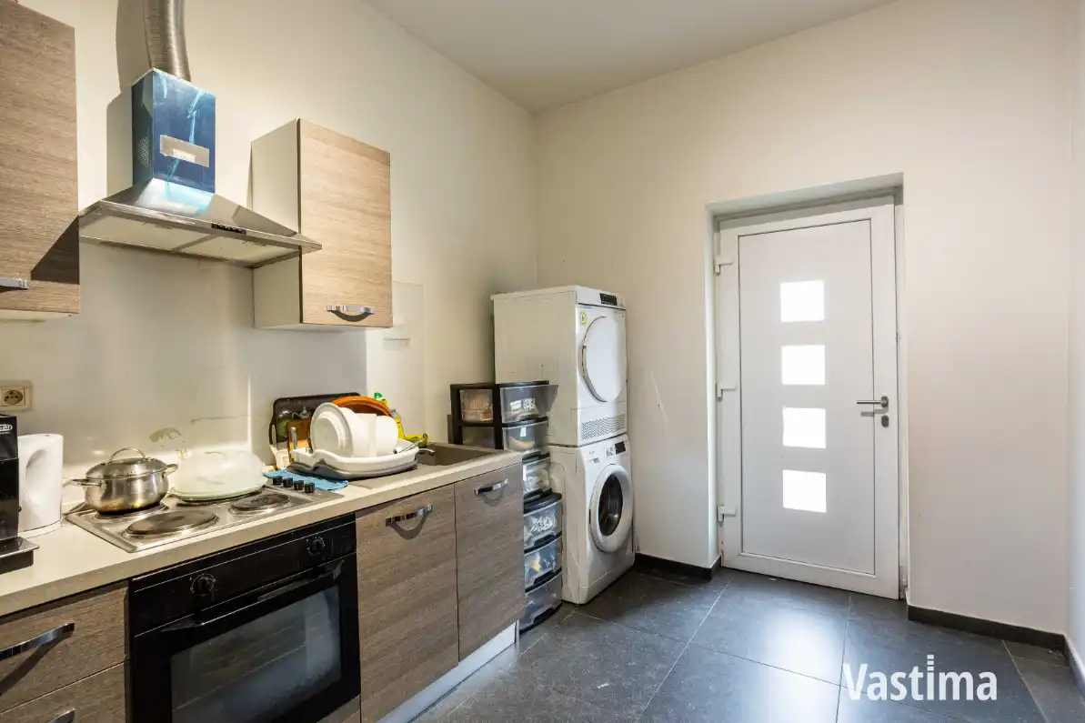 Ruime woning met twee volwaardige wooneenheden nabij centrum Aalst foto 17