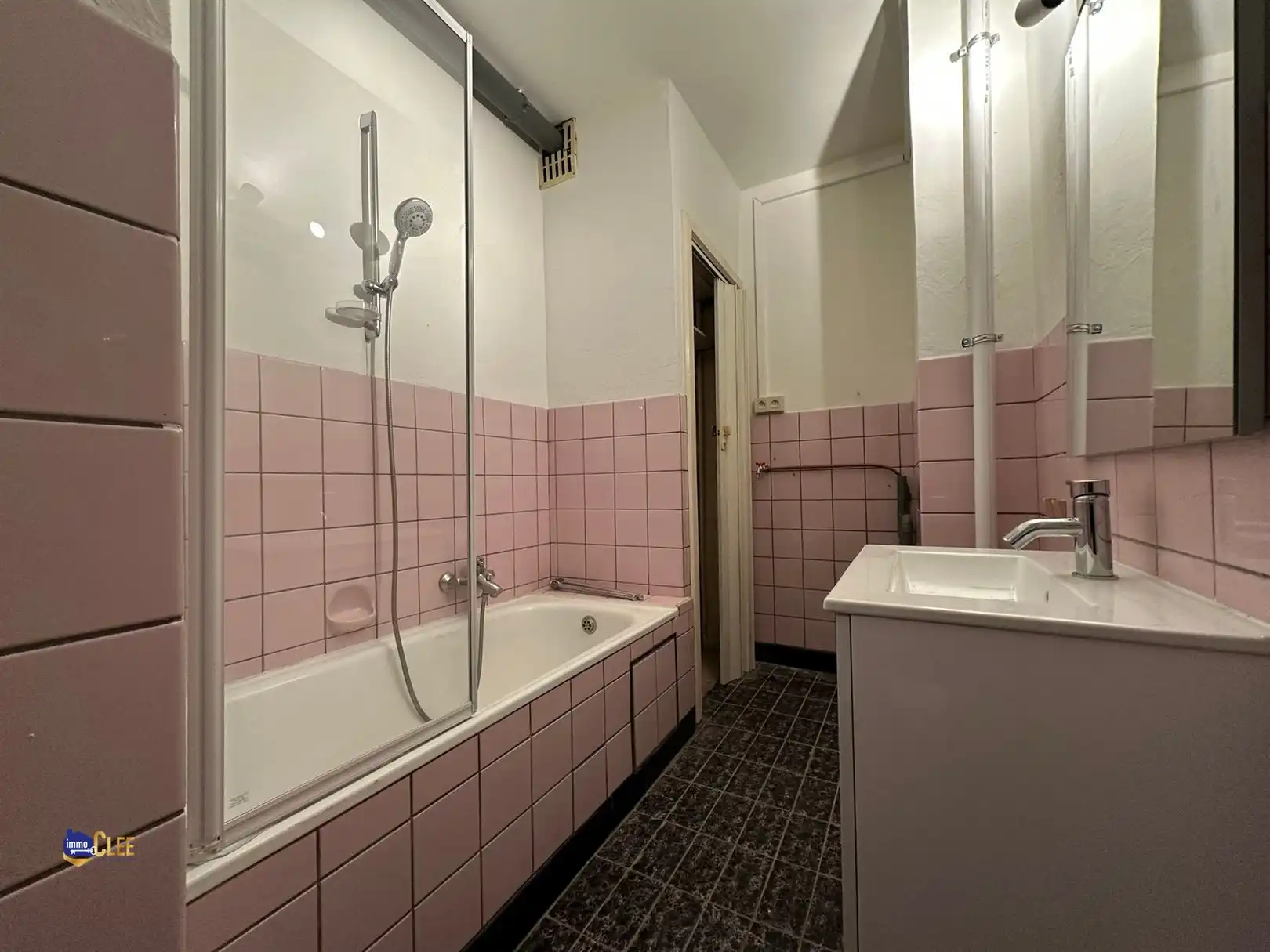 Appartement in het centrum van Sint-Truiden foto 19
