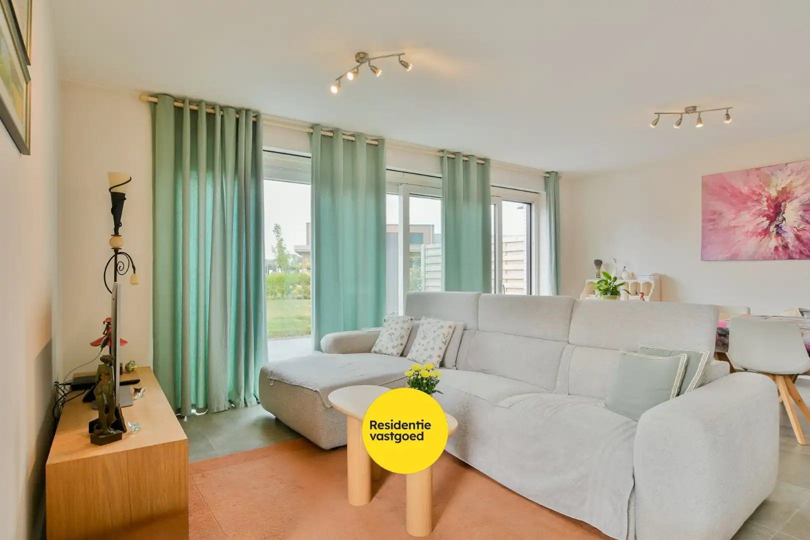 Gelijkvloers nieuwbouwapp met 2 slpks, tuin en garage te Brugge foto 5