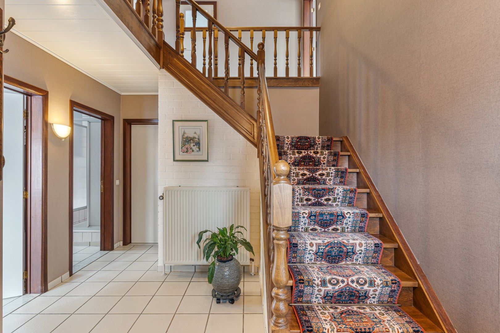 Verzorgde gezinswoning op een perceel van 9a08ca, gebouwd in 1988 op een rustige locatie nabij het centrum van Neeroeteren!  foto 5