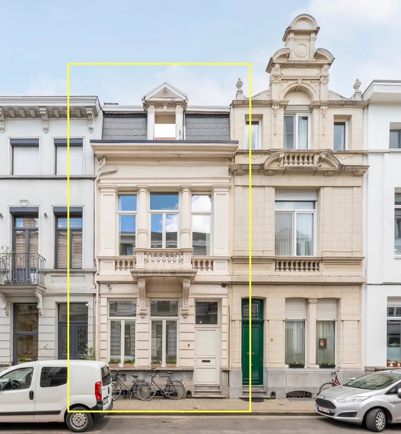 ZURENBORG - Gerenoveerde woning met stadstuin én dakterras foto 23