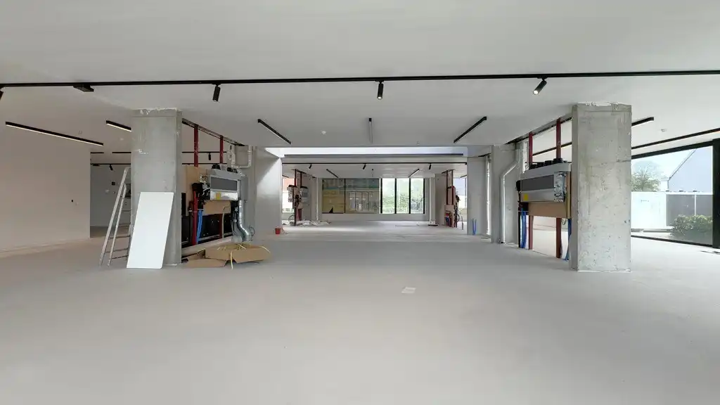 Nieuwbouw kantoorgelijkvloers te huur aan N70 in Lochristi foto 7