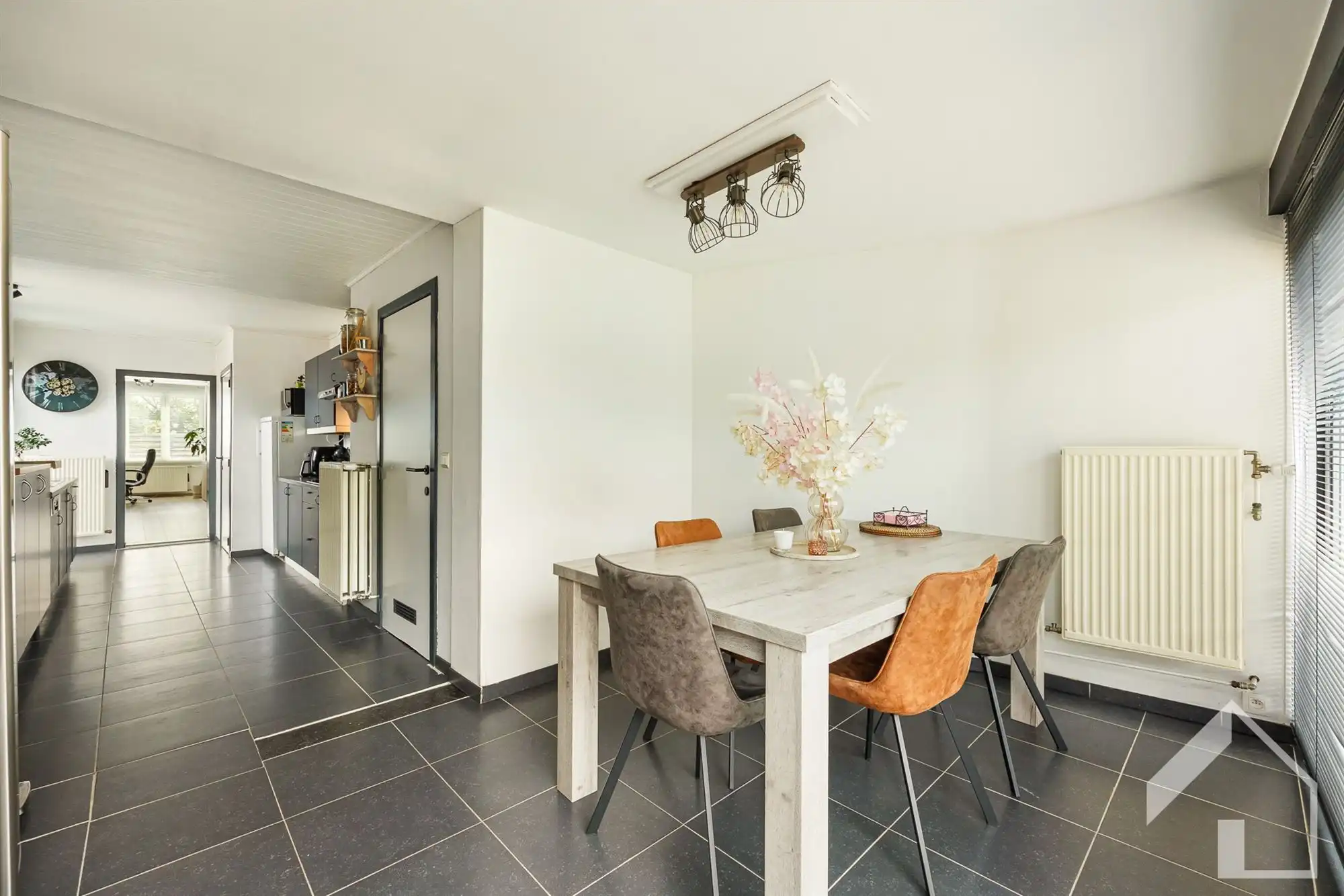 Instapklare rijwoning met gezellige tuin! foto 5