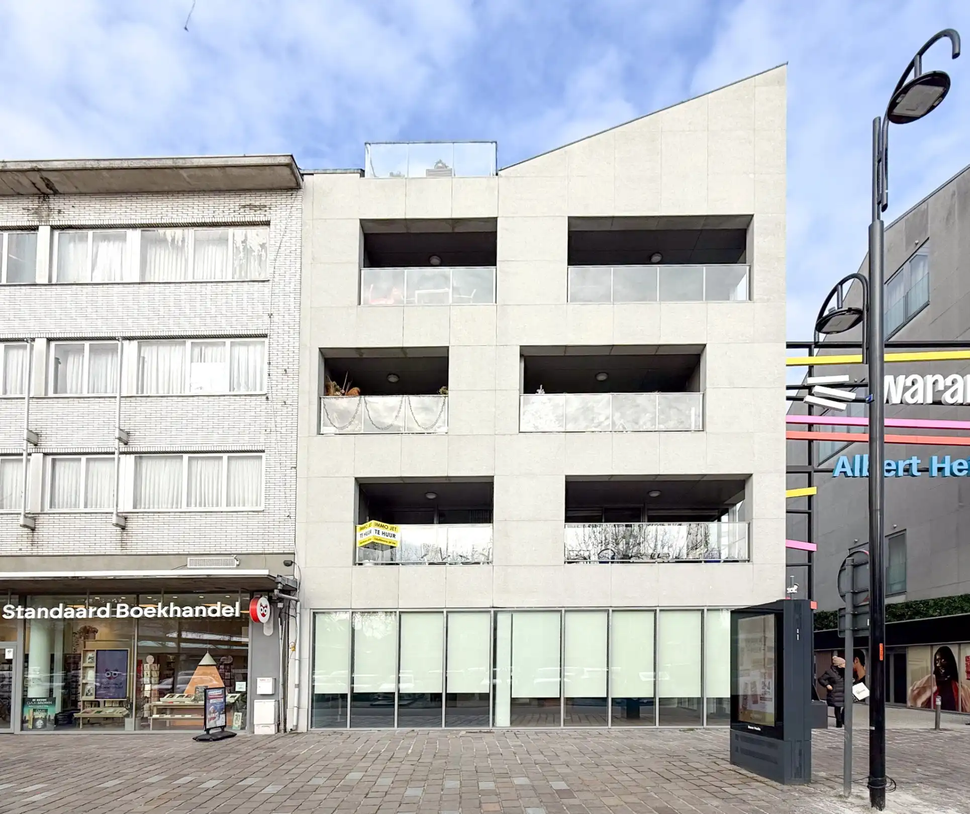 Appartement met zicht op de Grote Markt  met 1 slaapkamer, 2 terrassen en autostaanplaats foto {{pictureIndex}}