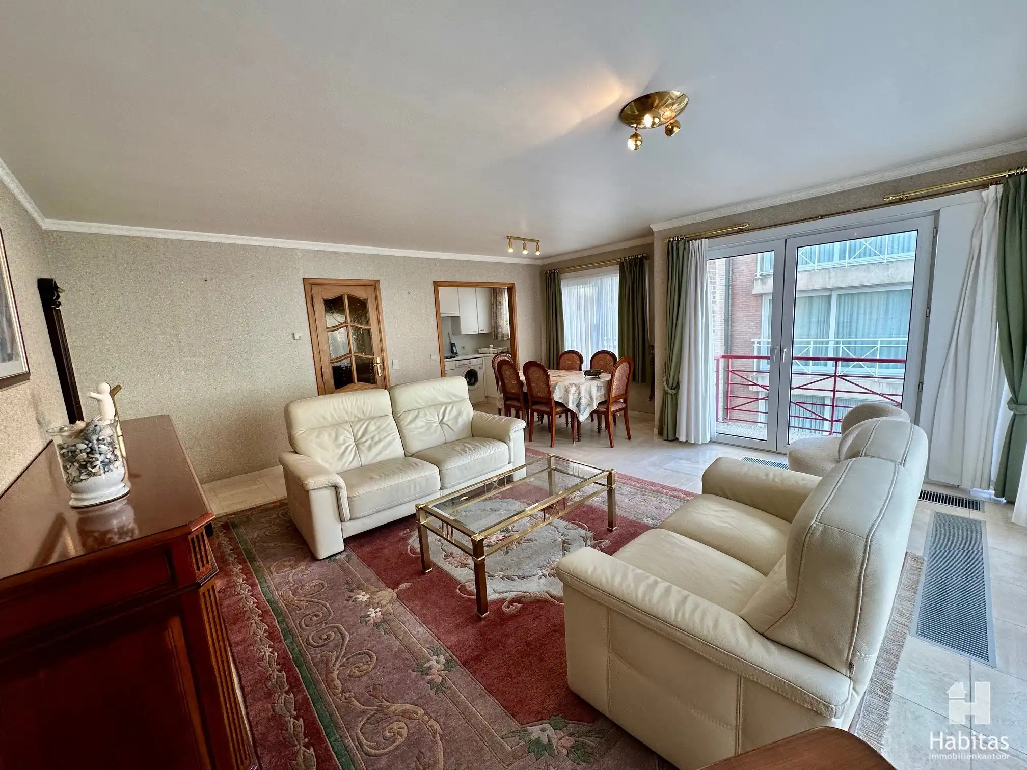 Ruim - hoek-appartement op amper 100m v/h strand  foto 4