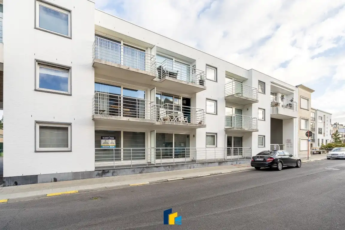 Dubbele, inpandige parkeerplaats – uiterst centraal gelegen foto 4