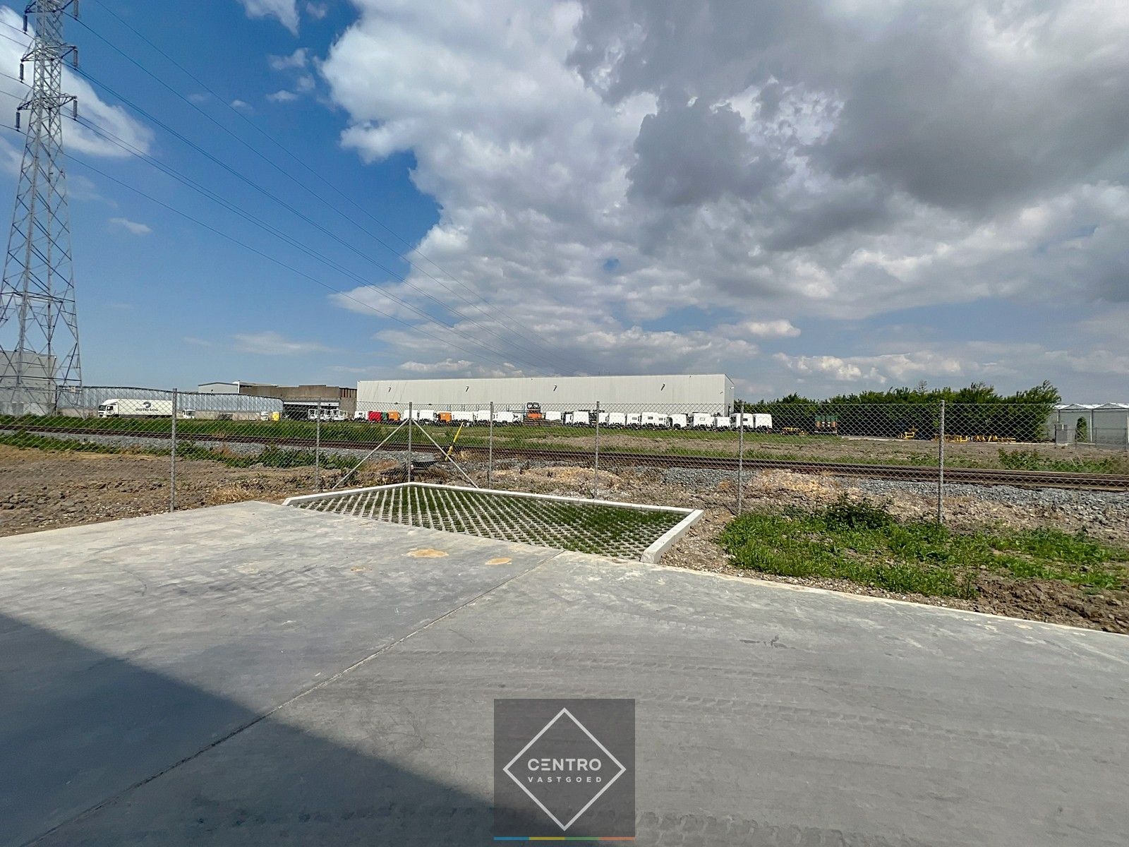Laatste Units voor bedrijvigheid (opslag, productie, ambacht,...), géén WVI-grond, ONMIDDELLIJK BESCHIKBAAR te SLEIHAGE (Oostnieuwkerke). foto 5