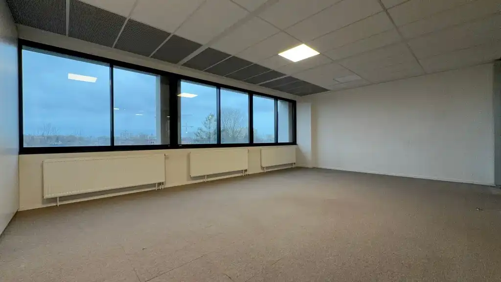 Kantoren met zicht op Schelde te huur in The Office 03 te Gent foto 11