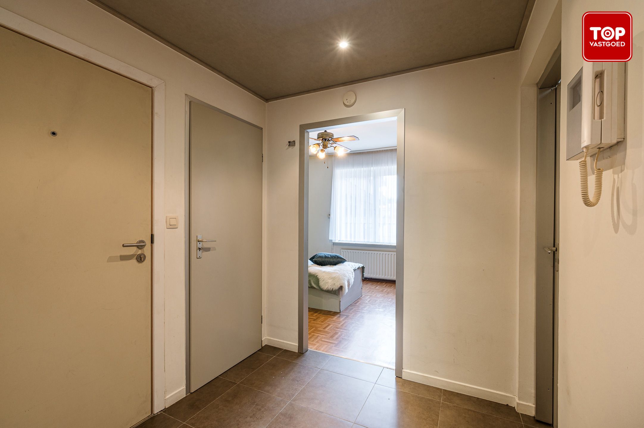 Instapklaar appartement met 2 slaapkamers, 2 terrassen en garage foto 16
