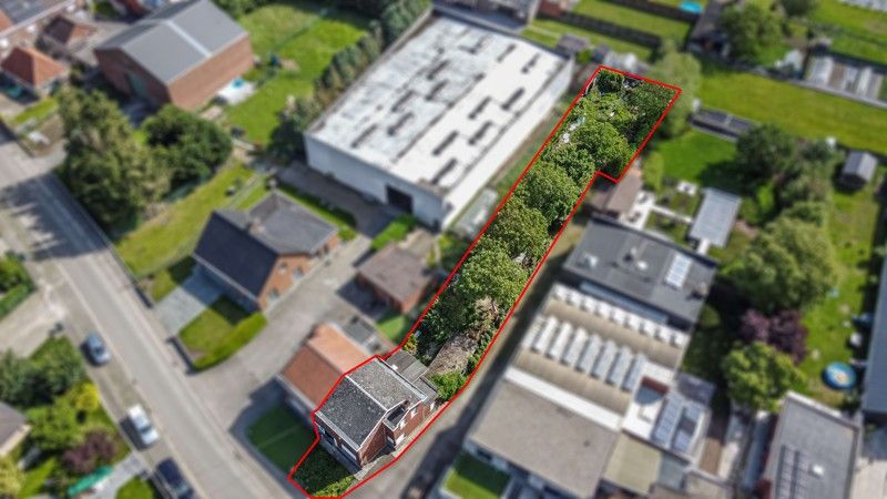 BOUWGROND van 1105 m² voor halfopen bebouwing TE KOOP op een zeer rustige ligging nabij centrum Deerlijk! foto 1